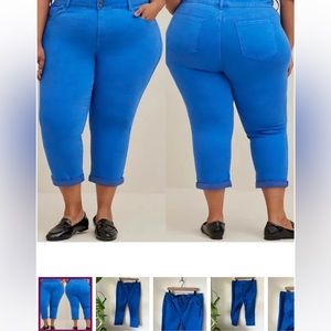 Torrid crop jegging- bright blue- nwot- size 18